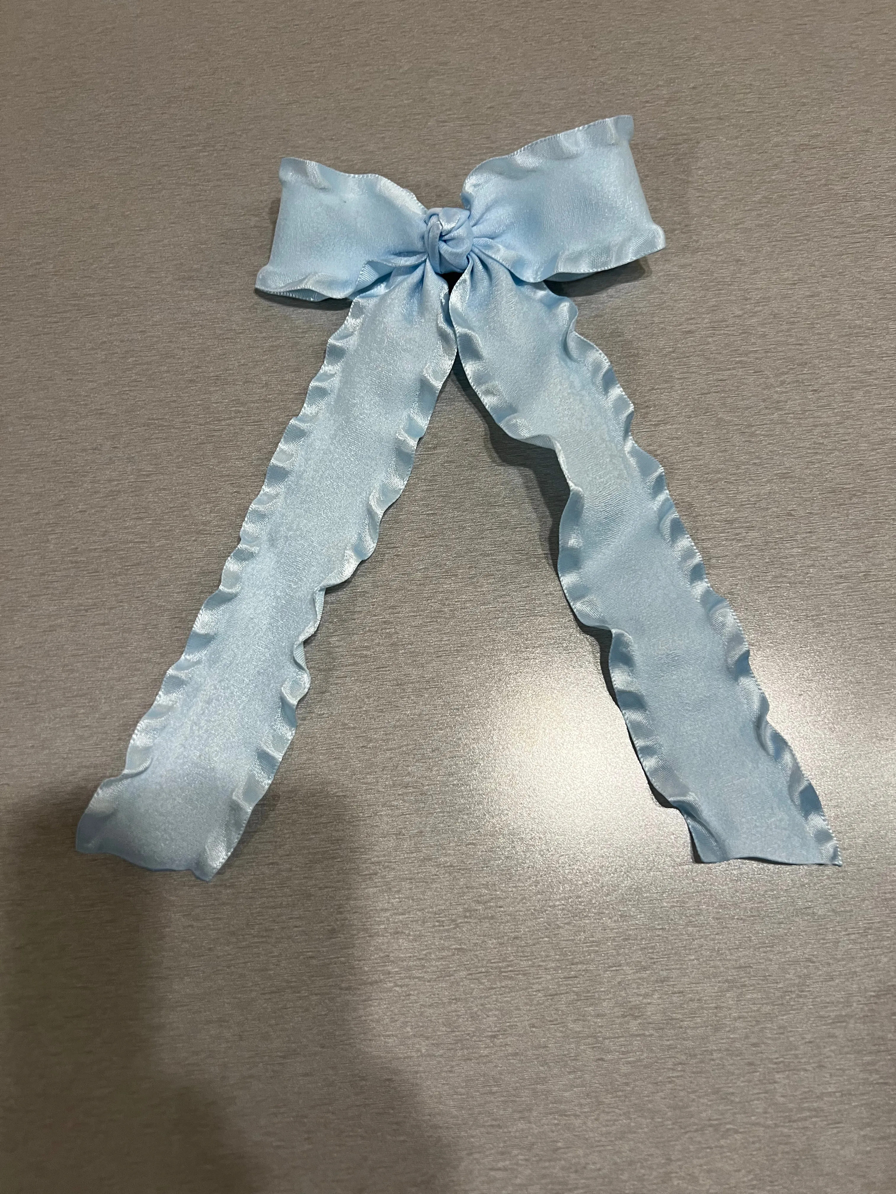 Flat Double Ruffle Bow w/ 6" Stream - Large