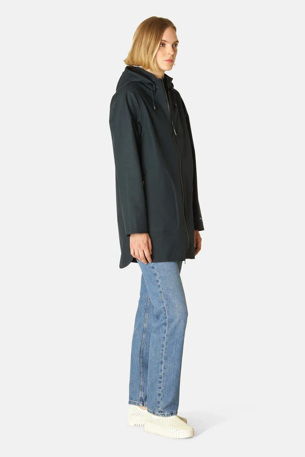 Ilse Jacobsen Women&#x27;s Raincoat 135 Long Dark Indigo | Buy Ilse Jacobsen Women&#x27;s Raincoat 135 Long Dark Indigo here | Outnorth