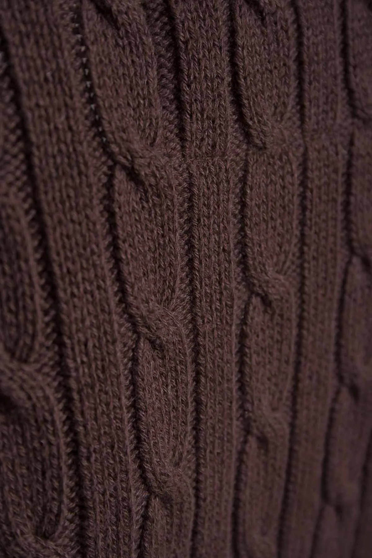 Ladies Cable Knit V Neck Jumper
