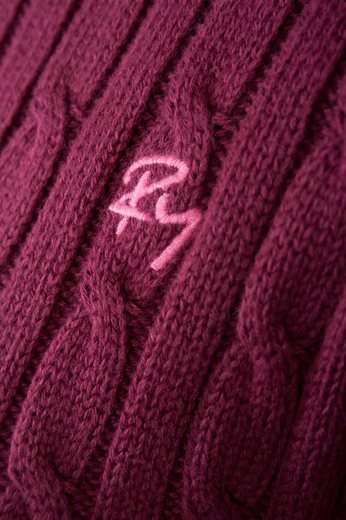 Ladies Cable Knit V Neck Jumper