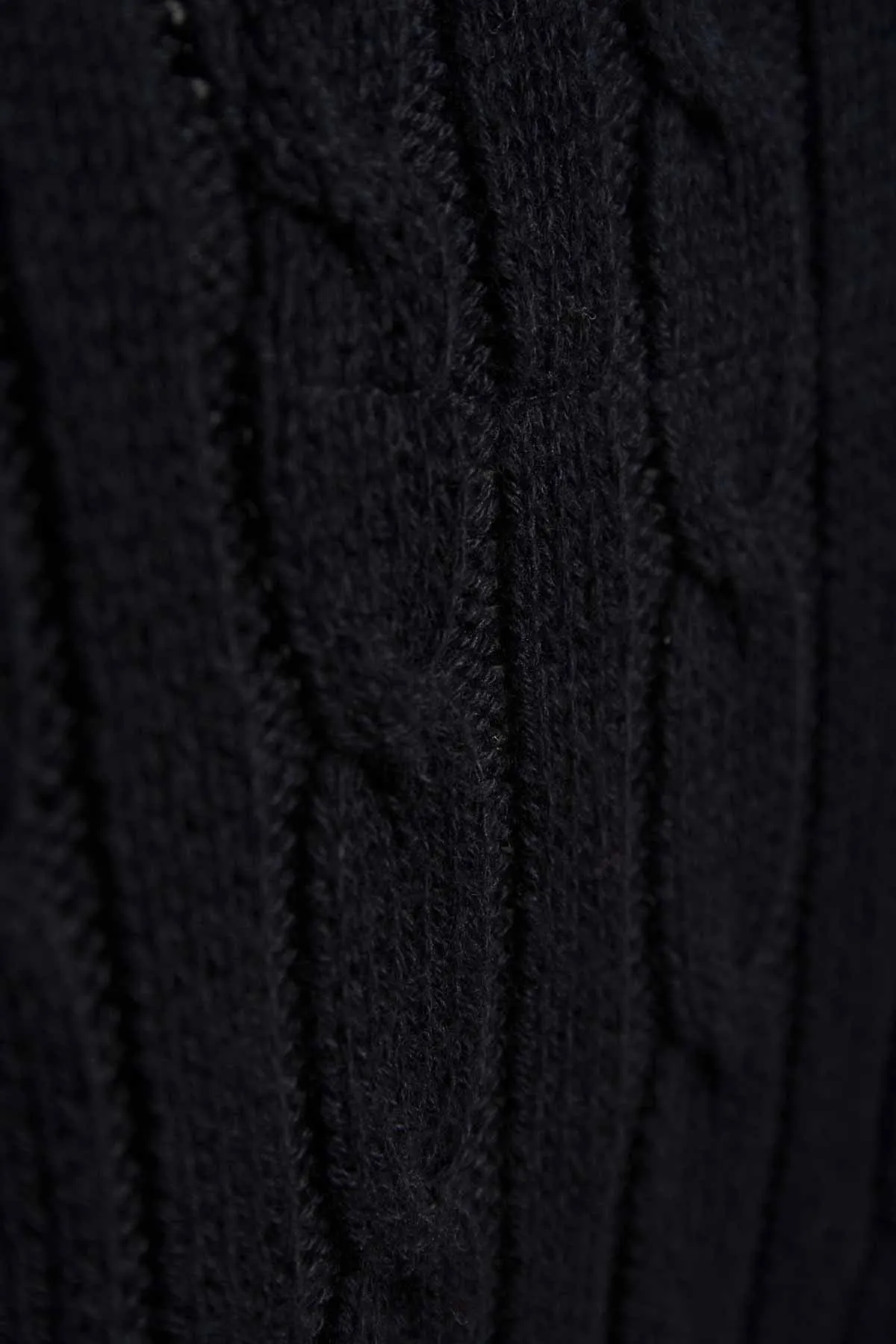 Ladies Cable Knit V Neck Jumper