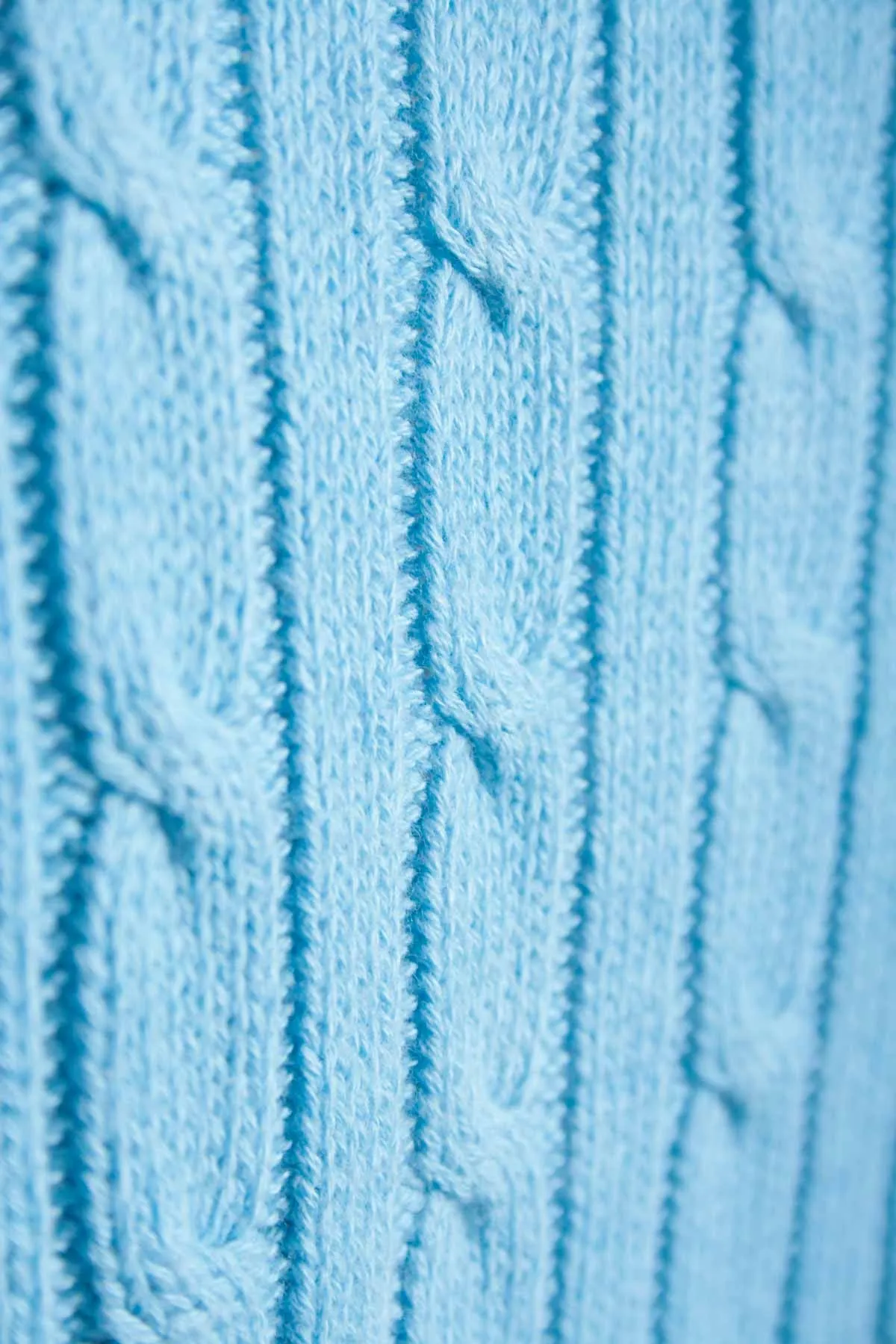Ladies Cable Knit V Neck Jumper