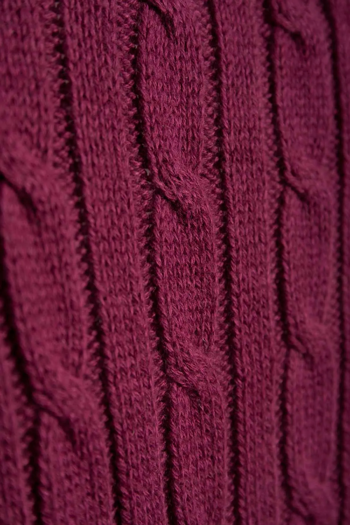 Ladies Cable Knit V Neck Jumper