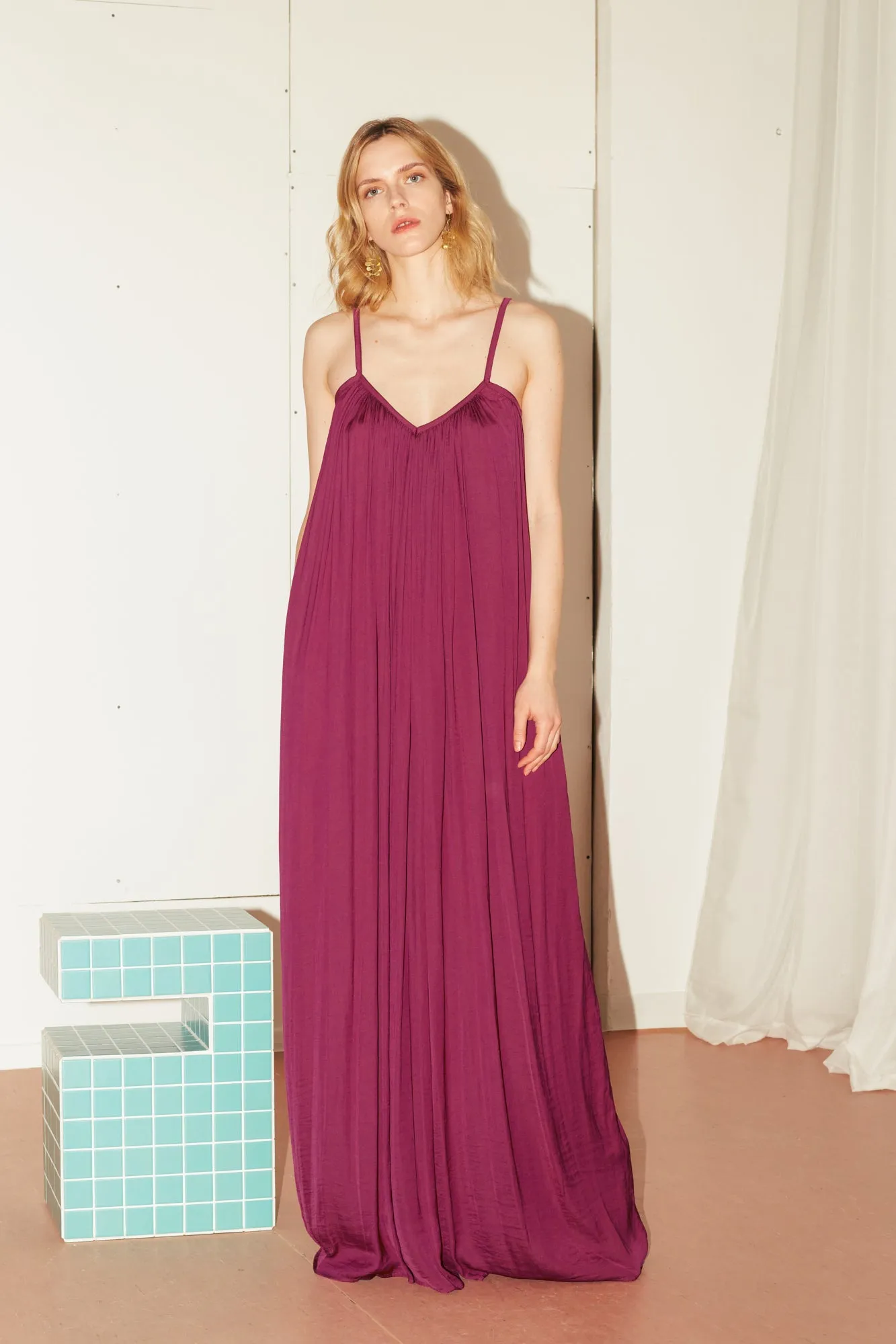 MEFYA flowing pink bridesmaid dress
