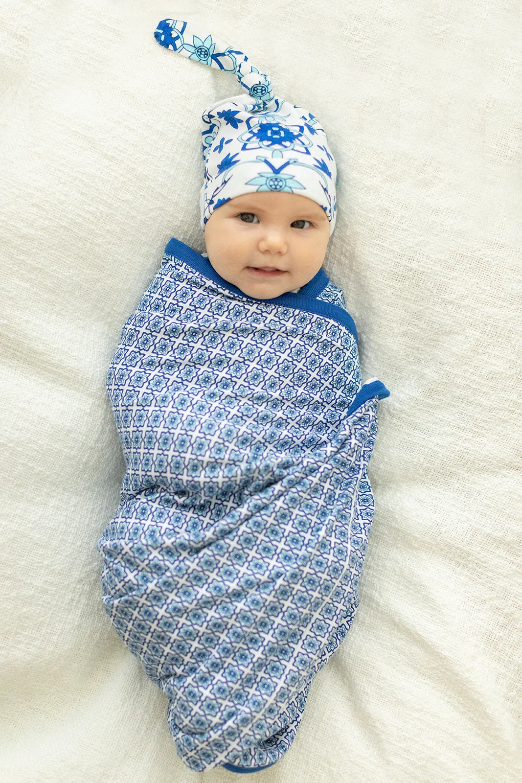 Ophelia Reversible Swaddle Blanket & Newborn Hat Set