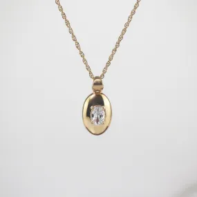 The Oval Pendant Necklace
