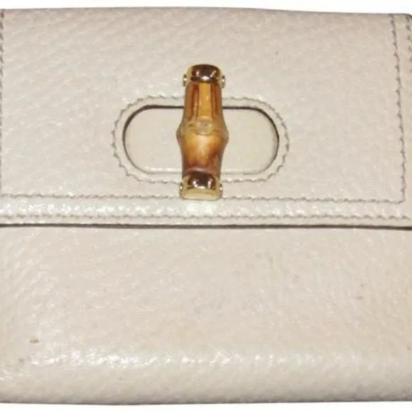 Vintage Gucci Ivory Pebbled Bi-fold Bamboo Accent